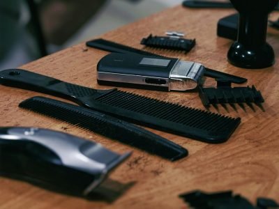 De attributen van Barbershop Finds.